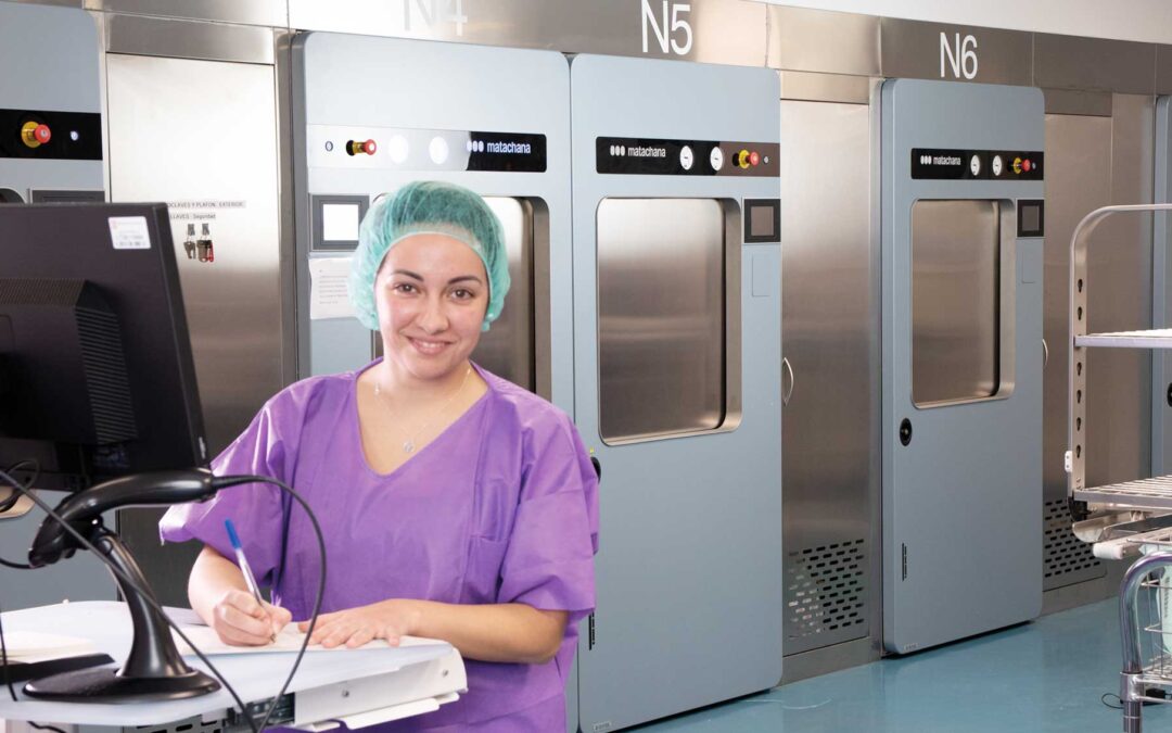 THE KEY ROLE OF HEALTHCARE PROFESSIONALS IN REPROCESSING UNITS FOR MEDICAL DEVICES